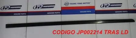MOLDURA PORTA TRASEIRA LD SSANGYONG ACTYON SPORT 7956032000 JP002214 SEMI-NOVO