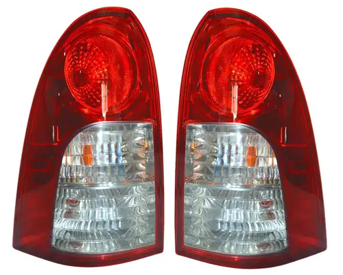 KIT LANTERNA TRASEIRA LD e LE SSANGYONG ACTYON SPORT 83602-32003 83601-32003 JP000077 JP000078