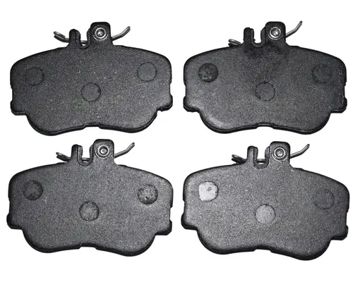 PASTILHA DIANTEIRA MERCEDES BENZ C180 C200 C220 C230 C240 C250 C280 E200 2420212005 PD489 SYL1293 PW536 JP004833